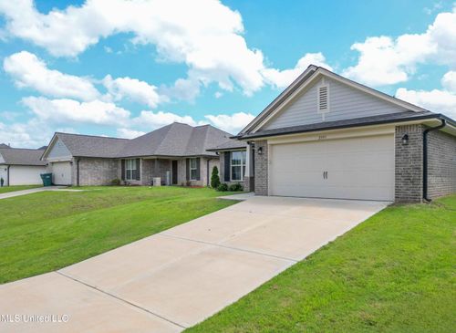 2593 Rutherford Dr, Southaven, MS, 38672-7232 | Card Image