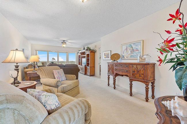 APT-1030D - 3310 S Ocean Blvd, Condo with 2 bedrooms, 2 bathrooms and null parking in Highland Beach FL | Image 7