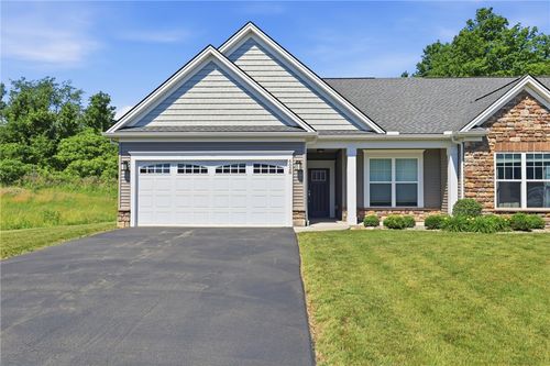 6028 Redfield Dr, Farmington, NY, 14425-8822 | Card Image
