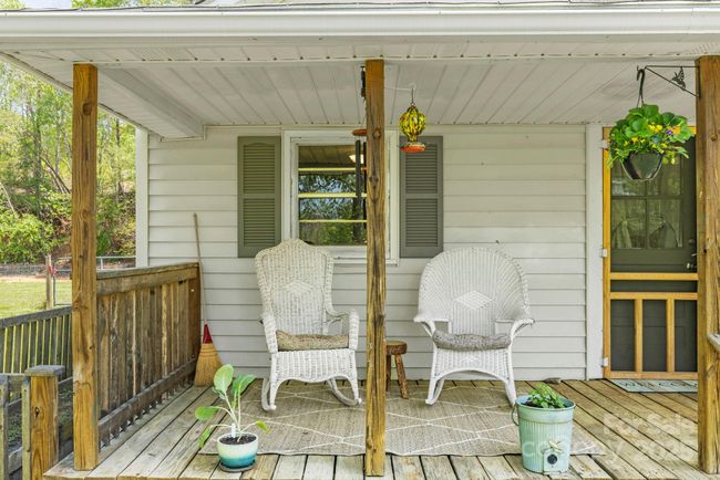 114 Edwards Loop, House other with 2 bedrooms, 1 bathrooms and null parking in Old Fort NC | Image 5