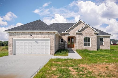 136 Dairy Barn Rd, Sparta, TN, 38583-2257 | Card Image