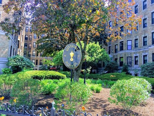 14-122 Riverway, Boston, MA, 02215-4138 | Card Image