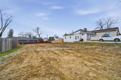 183 Park St, Buckeye Lake, OH, 43008-7725 | Card Image