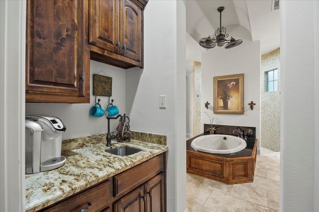 1704 White Rd, House other with 4 bedrooms, 5 bathrooms and null parking in Heath TX | Image 19
