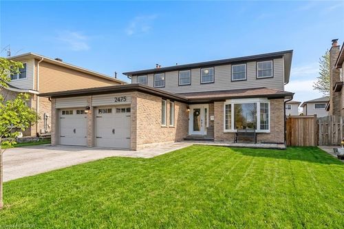 2475 Cavendish Dr, Burlington, ON, L7P4A5 | Card Image
