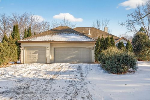 8295 Jewel Ave S, Cottage Grove, MN, 55016-4986 | Card Image