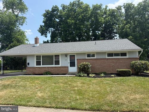 22 Chestnut St, CAMP HILL, PA, 17011-6603 | Card Image