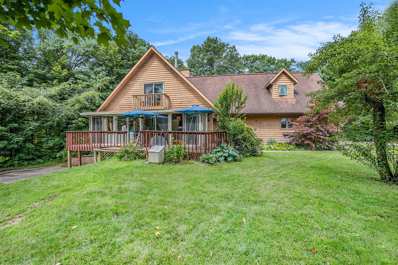 Maple Island Rd, Fremont, MI 49412