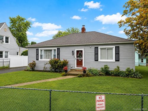 40 Wall St, Garnerville, NY, 10923-1531 | Card Image