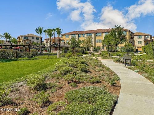 26707 Lexington Ln, Saugus, CA, 91350-5744 | Card Image