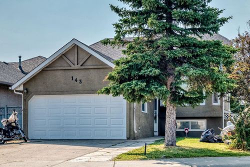 143 Applewood Dr Se, Calgary, AB, T2A7P8 | Card Image