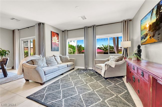 3724 Gilmore Creek St, House other with 3 bedrooms, 3 bathrooms and null parking in Las Vegas NV | Image 12
