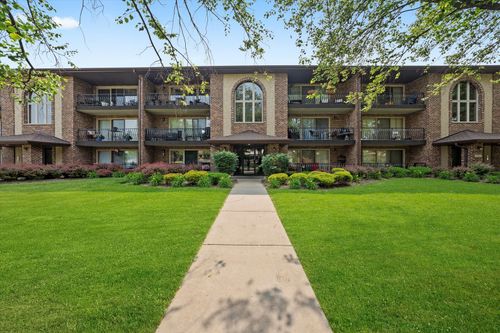 apt-1d-7515 Sheridan Dr, Willowbrook, IL, 60527-2498 | Card Image