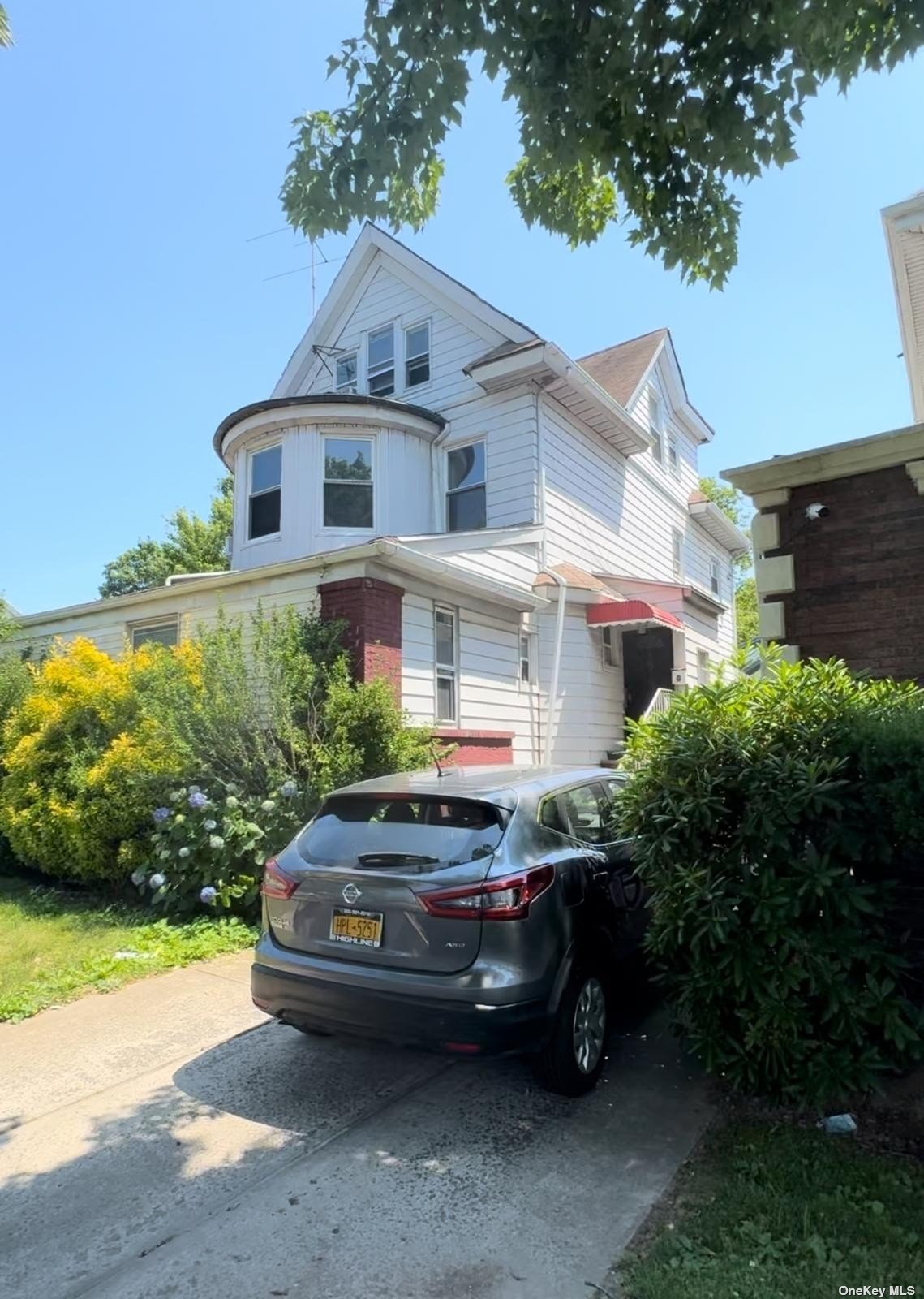 Avenue J , Brooklyn, NY 11230