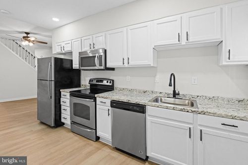 2828 Woodbrook Ave, BALTIMORE, MD, 21217-1941 | Card Image
