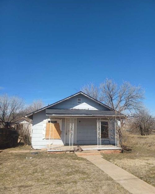 503 N Electra St, Electra, TX, 76360-2114 | Card Image