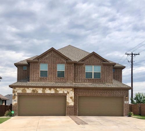 2-1003 W Sierra Vista Ct, Midlothian, TX, 76065-3842 | Card Image