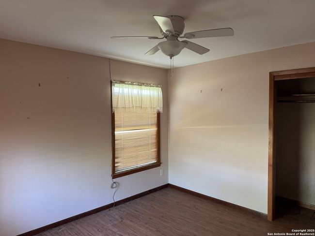 3810 S US-181 N Sunset Strip St, House other with 3 bedrooms, 1 bathrooms and null parking in Kenedy TX | Image 8