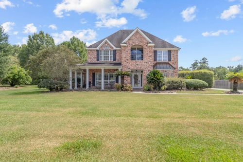 9890 Laura Dr, Orange, TX, 77630-8275 | Card Image