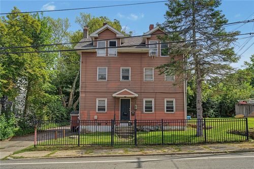 84 Saint Paul St, North Smithfield, RI, 02896-8439 | Card Image