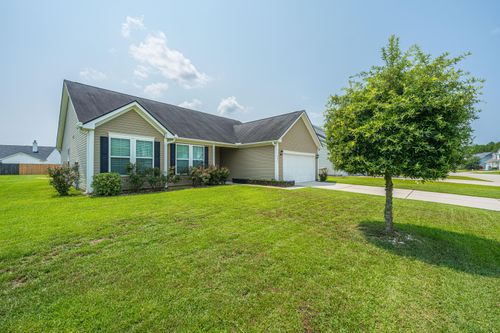 2017 Bridlewood Farms Pkwy, Ridgeville, SC, 29472-5953 | Card Image