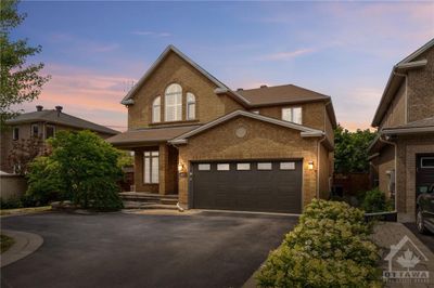 315 Smyth Rd, House other with 4 bedrooms, 4 bathrooms and 5 parking in Ottawa ON | Image 1