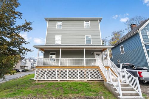 2-20 Oak St, Walden, NY, 12586-1258 | Card Image