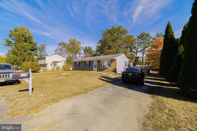 305 Blackfoot Trail, House other with 3 bedrooms, 1 bathrooms and null parking in BROWNS MILLS NJ | Image 2