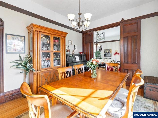 1006 Pine St, House other with 4 bedrooms, 2 bathrooms and null parking in Silverton OR | Image 11