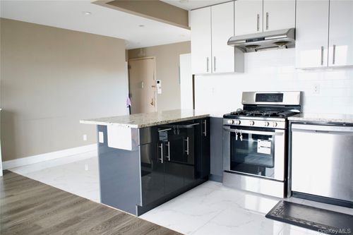 apt-e8f-4516 83rd St, Elmhurst, NY, 11373-3497 | Card Image