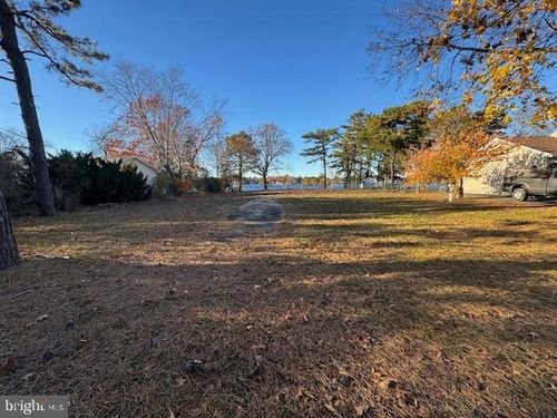 219 Chippewa Trl, Browns Mills, NJ, 08015-6461 | Card Image