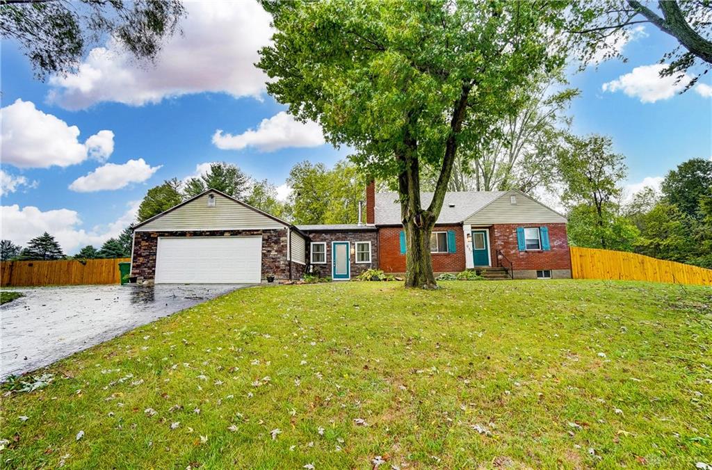 Bischoff Rd, New Carlisle, OH 45344