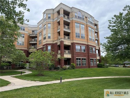 2019-2000 Windrow Dr, Princeton, NJ, 08540-5017 | Card Image