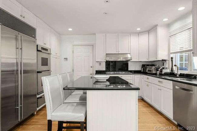 16 River Ln, House other with 4 bedrooms, 3 bathrooms and null parking in Cos Cob CT | Image 13