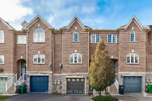 741 Maxman St, Mississauga, ON, L5R0B3 | Card Image