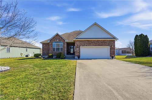 709 Bluestem Ct, Raymore, MO, 64083-8351 | Card Image