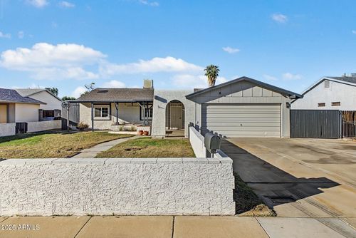 8748 W Columbus Ave, Phoenix, AZ, 85037-2621 | Card Image