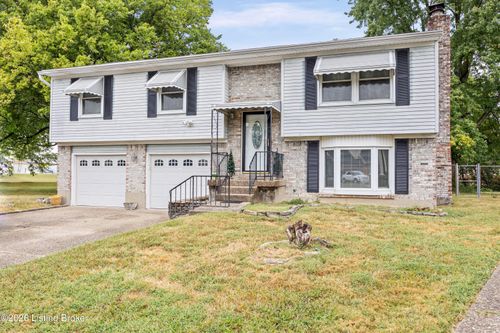 4401 Starks Dr, Louisville, KY, 40218-3065 | Card Image