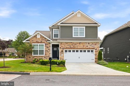 2 Charles Dr, GETTYSBURG, PA, 17325-6642 | Card Image