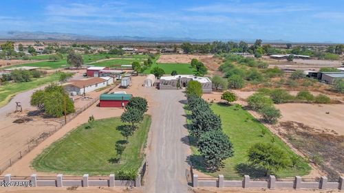 43607 N Coyote Rd, San Tan Valley, AZ, 85140-8951 | Card Image