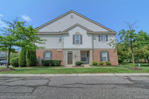 40420 Blythefield Ln, Canton, MI, 48188-2251 | Card Image