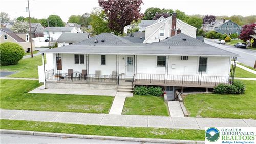 552 Washington Avenue, Bethlehem City, PA, 18017 | Card Image