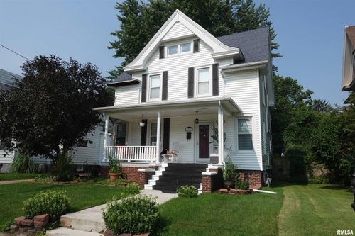 1022 N Kellogg St, Galesburg, IL, 61401-2815 | Card Image