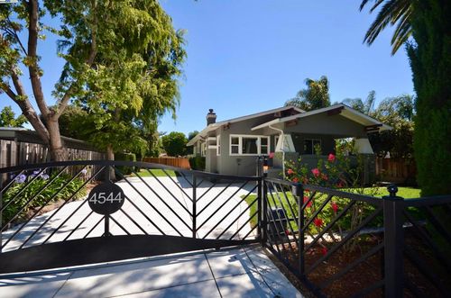 4544 Thornton Ave, Fremont, CA, 94536-5662 | Card Image