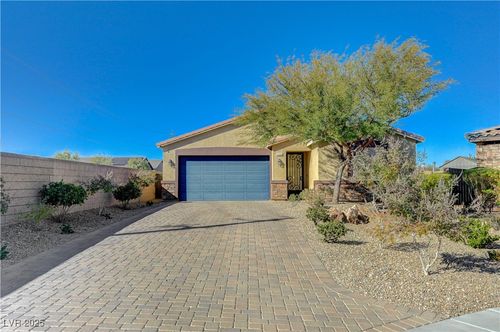 2096 Del Aqua Ave, Henderson, NV, 89002-8601 | Card Image