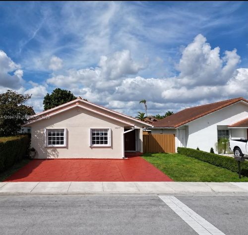 14217 Sw 48th Ln, Miami, FL, 33175-5023 | Card Image