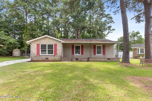 302 Cardinal Rd, Jacksonville, NC, 28546-4609 | Card Image