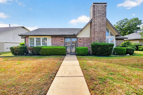 908 Via Barcelona, Mesquite, TX, 75150-4308 | Card Image