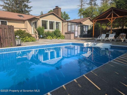 717 N Abington Rd, Waverly, PA, 18471 | Card Image