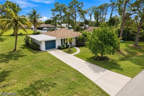 27357 Horne Ave, BONITA SPRINGS, FL, 34135-5577 | Card Image